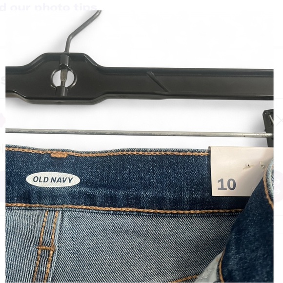 Old Navy Dark Blue Jean Shorts - Picture 2 of 3